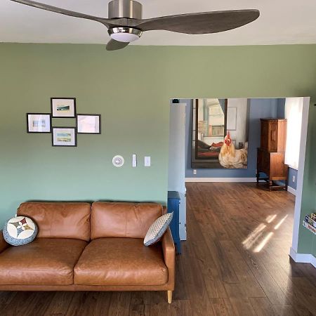 Vineyard Farmhouse With Hot Tub & Lake Views Hammondsport Eksteriør billede
