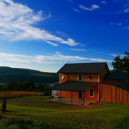 Vineyard Farmhouse With Hot Tub & Lake Views Hammondsport Eksteriør billede